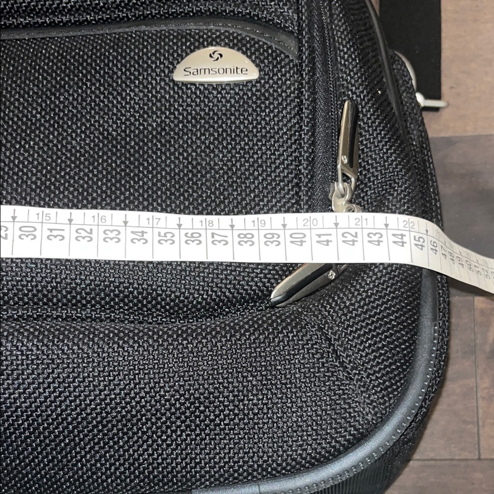 Samsonite Weekender - Picture 13 of 16